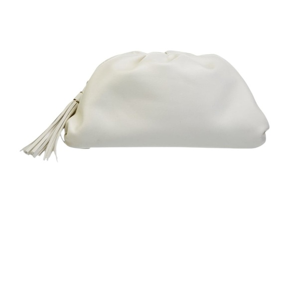 Understated Leather White Vegan Clutch Bag NWT Gold Chain Tassel Detail - Picture 2 of 6